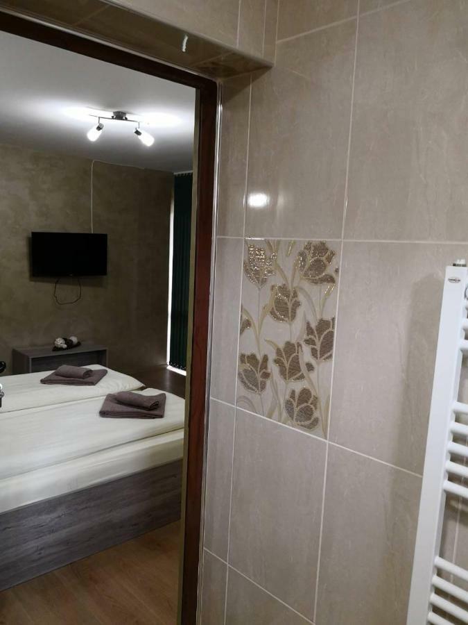 Yurukovata Kashta Hotel โคปริฟชทิทซา ภายนอก รูปภาพ